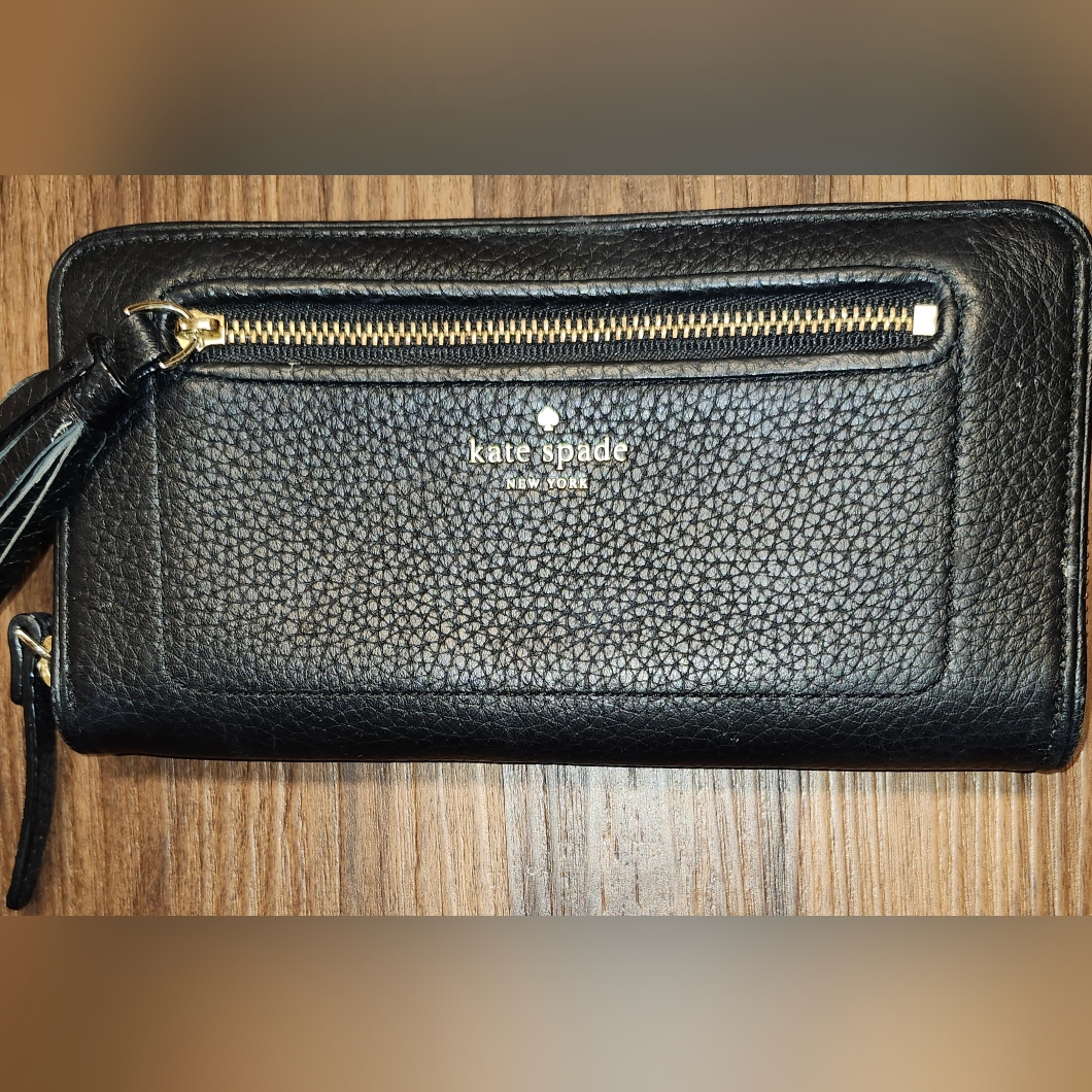 Kate Spade Large Black Neda Chester Walletmade Of Pebbled Leather In Great Cond